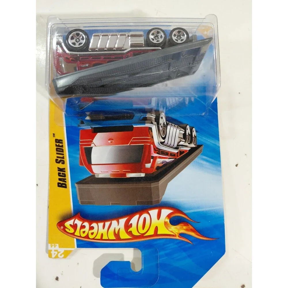 NIP Hot Wheels 2010 New Model 1:64 Die Cast Back Slider Rollback Truck